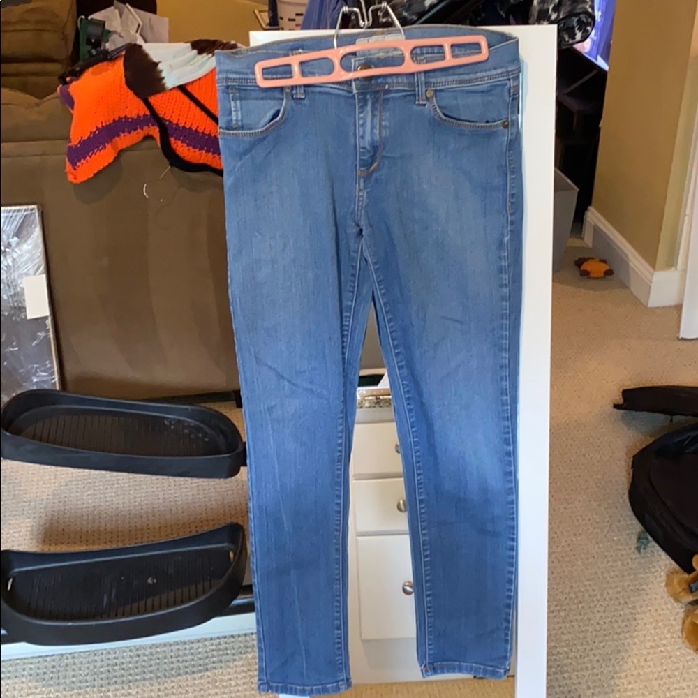 Free People Size 28 light wash jeans
